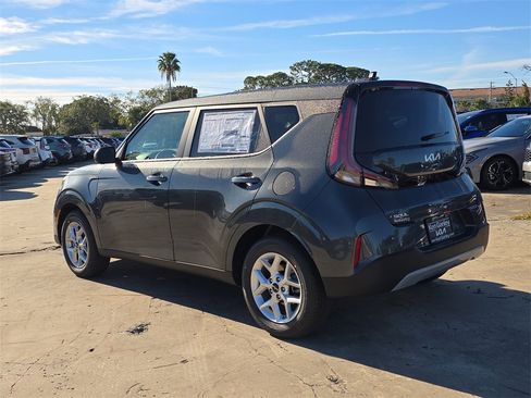New 2025 Kia Soul LX image 6