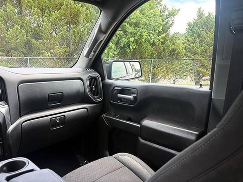 Used 2025 Chevrolet Silverado 1500 Custom RWD image 34