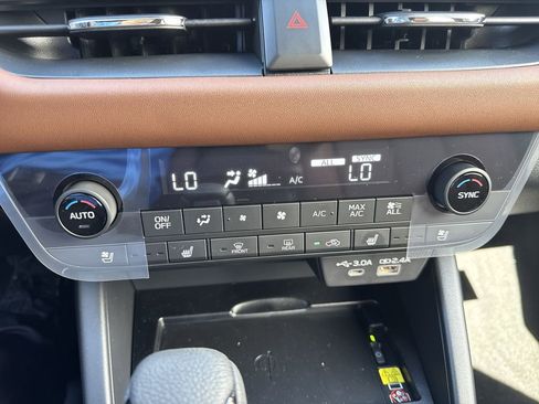 New 2026 Subaru Outback Touring XT AWD/4WD image 17