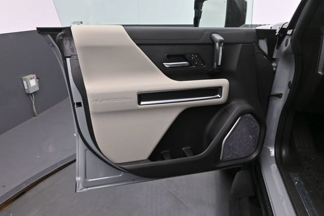 Used 2026 GMC Hummer EV SUV AWD/4WD image 20