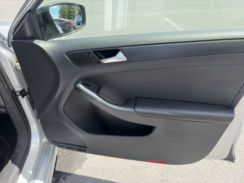 Used 2016 Volkswagen Jetta S FWD image 22