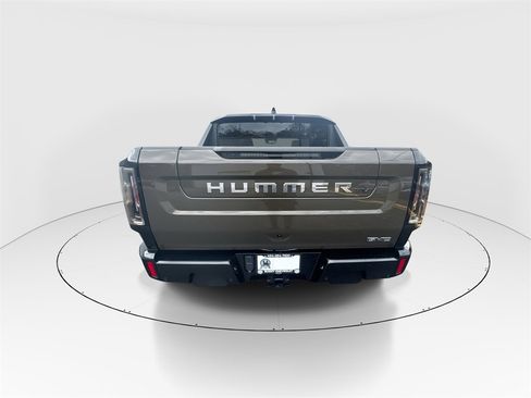Used 2024 GMC Hummer EV 3X image 7