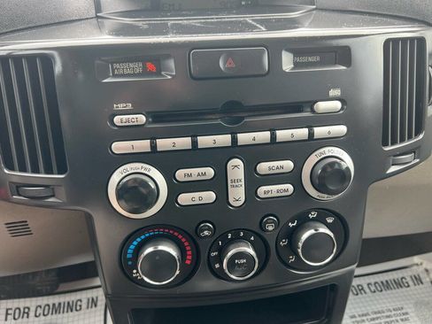 Used 2007 Mitsubishi Endeavor LS image 21