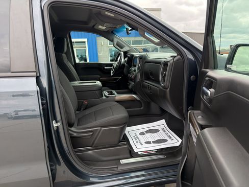 Used 2021 Chevrolet Silverado 1500 RST AWD/4WD image 22