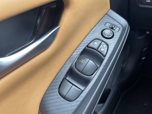 New 2025 Nissan Sentra SV w/ SV Premium Package image 34