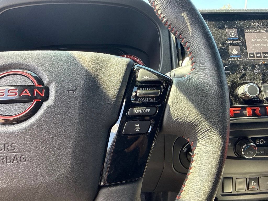 Used 2025 Nissan Frontier PRO-4X AWD/4WD image 8