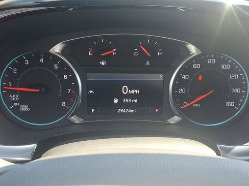 Certified 2023 Chevrolet Traverse LT FWD image 13