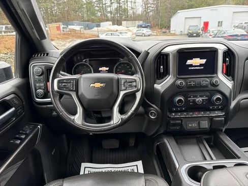 Used 2020 Chevrolet Silverado 2500 LTZ w/ LTZ Premium Package image 15