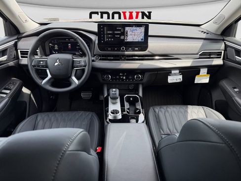 Used 2026 Mitsubishi Outlander SEL AWD/4WD image 21