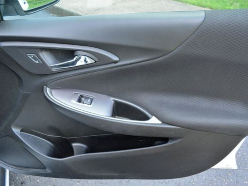 Used 2023 Chevrolet Malibu LS FWD image 25