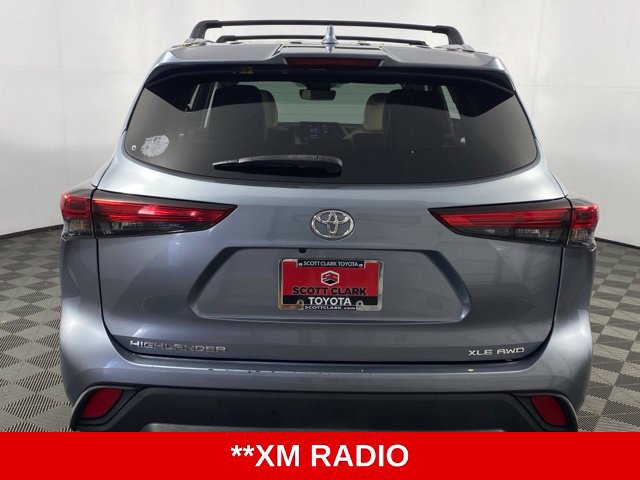 Used 2021 Toyota Highlander XLE AWD/4WD image 7