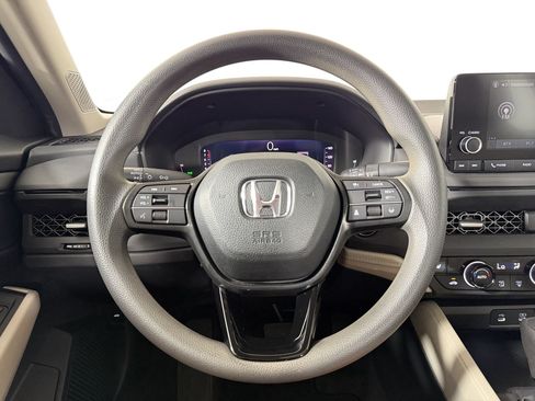 Used 2024 Honda Accord EX image 9