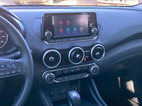 Used 2024 Nissan Sentra S image 6