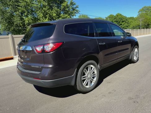 Used 2015 Chevrolet Traverse LT w/ Style and Technology Package FWD image 8