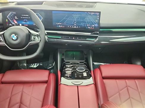 Used 2026 BMW 530i image 90