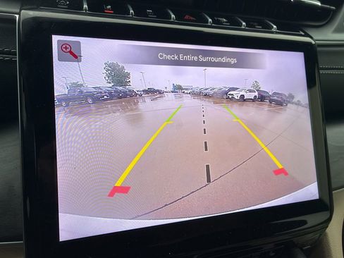 Used 2025 Jeep Grand Cherokee Limited RWD image 12