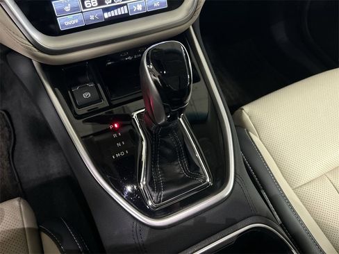 Certified 2021 Subaru Outback Limited image 22