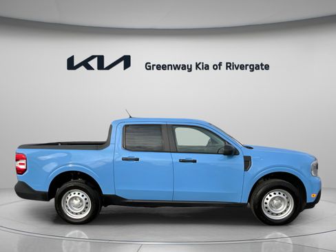 Used 2024 Ford Maverick XL image 8