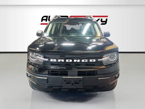 Used 2024 Ford Bronco Sport Outer Banks w/ Tech Package AWD/4WD image 2