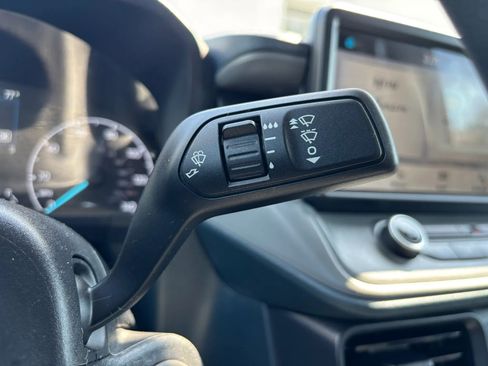 Used 2022 Ford Maverick XL FWD image 30