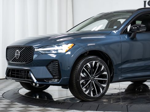 New 2026 Volvo XC60 B5 Ultra w/ Climate Package image 25