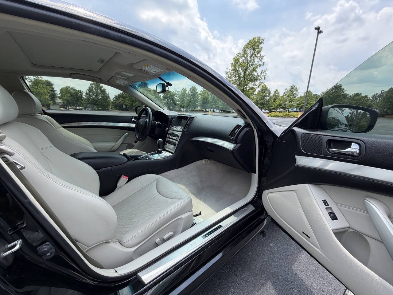 Used 2014 INFINITI Q60 Journey w/ Premium Package RWD image 19