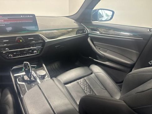 Used 2023 BMW 540i w/ Convenience Package RWD image 20