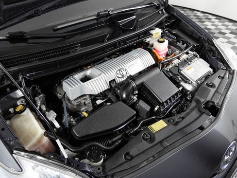 Used 2011 Toyota Prius Two image 39