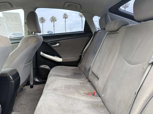 Used 2015 Toyota Prius Two FWD image 18