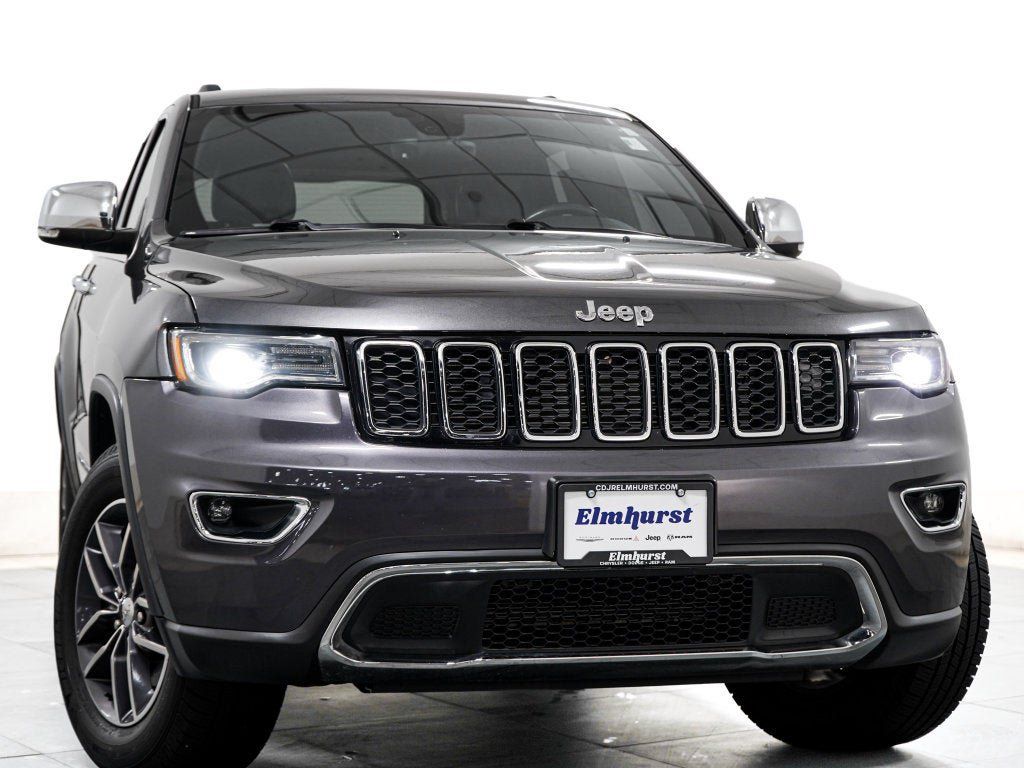 Used 2017 Jeep Grand Cherokee Limited w/ Luxury Group II AWD/4WD image 3