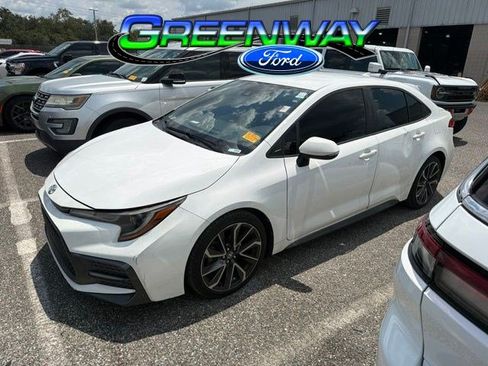Used 2020 Toyota Corolla SE FWD image 1