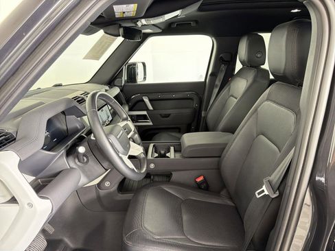 Certified 2023 Land Rover Defender 110 X-Dynamic SE image 22