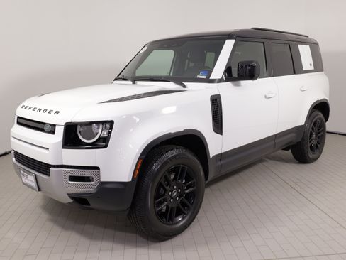 Used 2023 Land Rover Defender 110 S AWD/4WD image 3