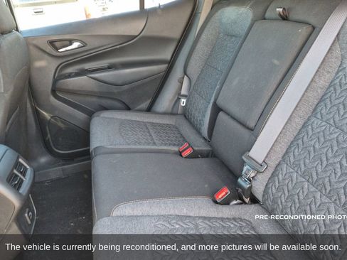Used 2022 Chevrolet Equinox LT FWD image 12