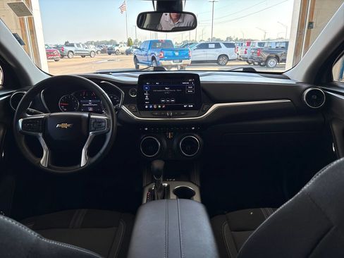 Used 2023 Chevrolet Blazer LT w/ Convenience Package AWD/4WD image 18