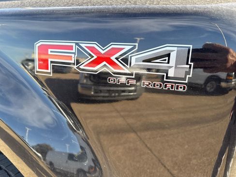 Used 2025 Ford F350 Platinum w/ Platinum Plus Package image 9