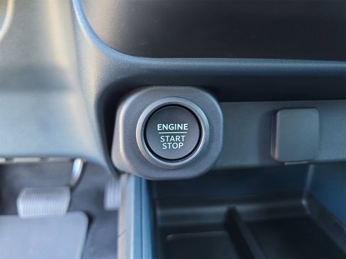 New 2025 Ford Maverick XLT w/ XLT Luxury Package image 23