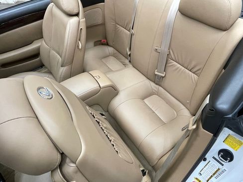 Used 2010 Lexus SC 430 Convertible RWD image 34