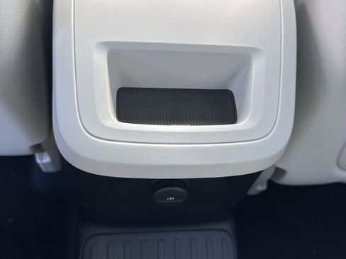 New 2025 Volvo XC60 T8 Ultra w/ Protection Package Premier image 16