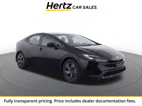 Used 2025 Toyota Prius LE FWD image 1