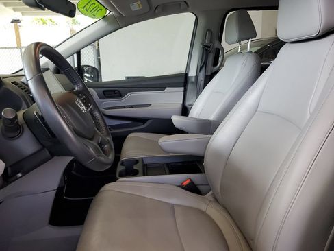 Used 2021 Honda Odyssey EX-L image 18