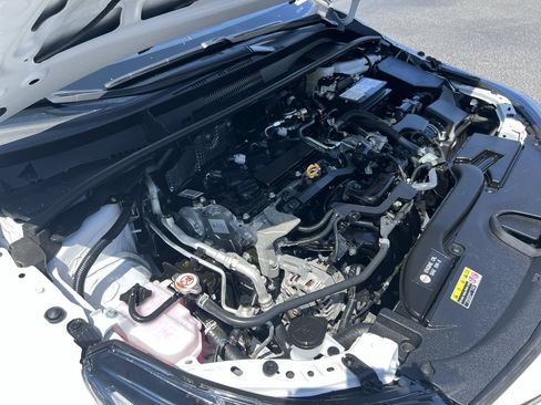 Used 2025 Toyota Corolla SE FWD image 35