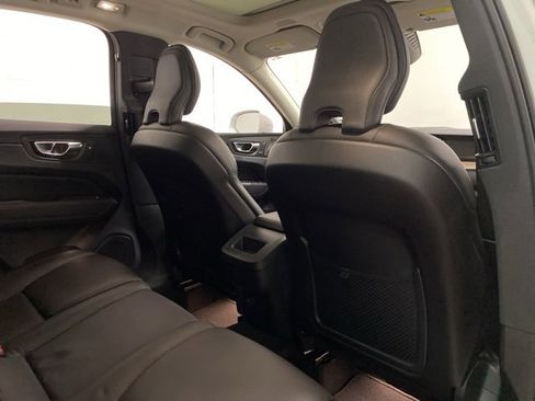 Used 2023 Volvo XC60 B5 Plus w/ Protection Package Premier image 20