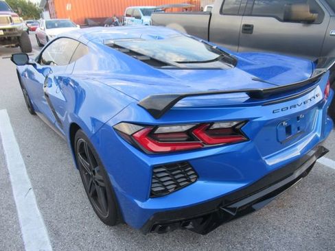 Used 2024 Chevrolet Corvette Stingray Premium Cpe w/ Z51 Performance Package RWD image 4