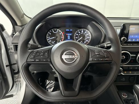 Certified 2025 Nissan Sentra S FWD image 14