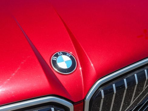 Used 2025 BMW X3 xDrive30 w/ Premium Package AWD/4WD image 11