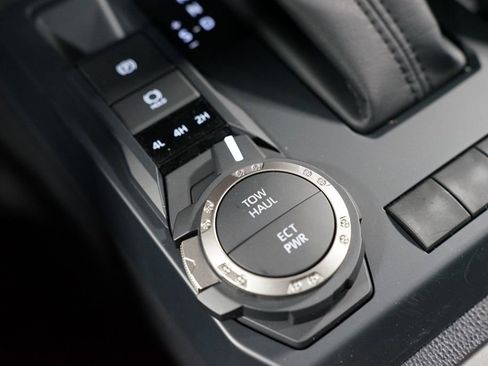 New 2026 Toyota Tacoma SR5 AWD/4WD image 24
