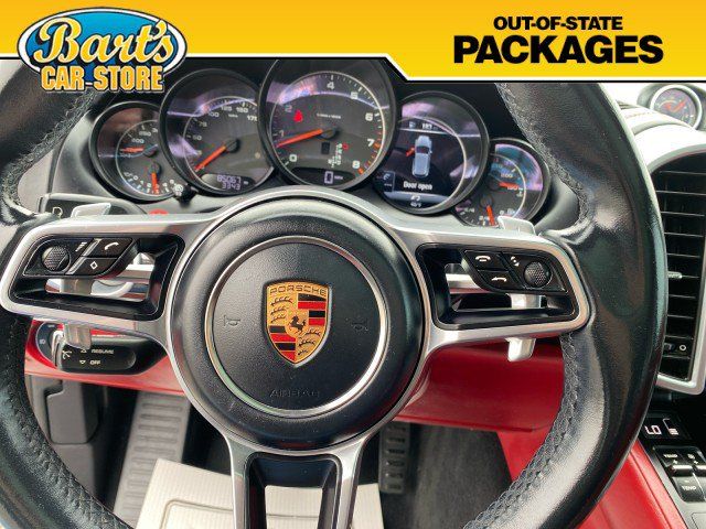 Used 2017 Porsche Cayenne Platinum Edition AWD/4WD image 31