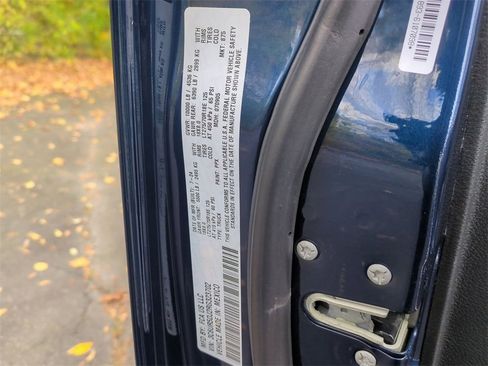 Used 2024 RAM 2500 Big Horn w/ Bed Utility Group image 30