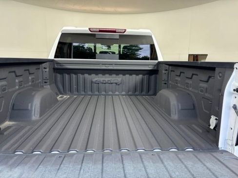 Used 2024 GMC Sierra 1500 AT4 w/ AT4 Premium Package AWD/4WD image 21